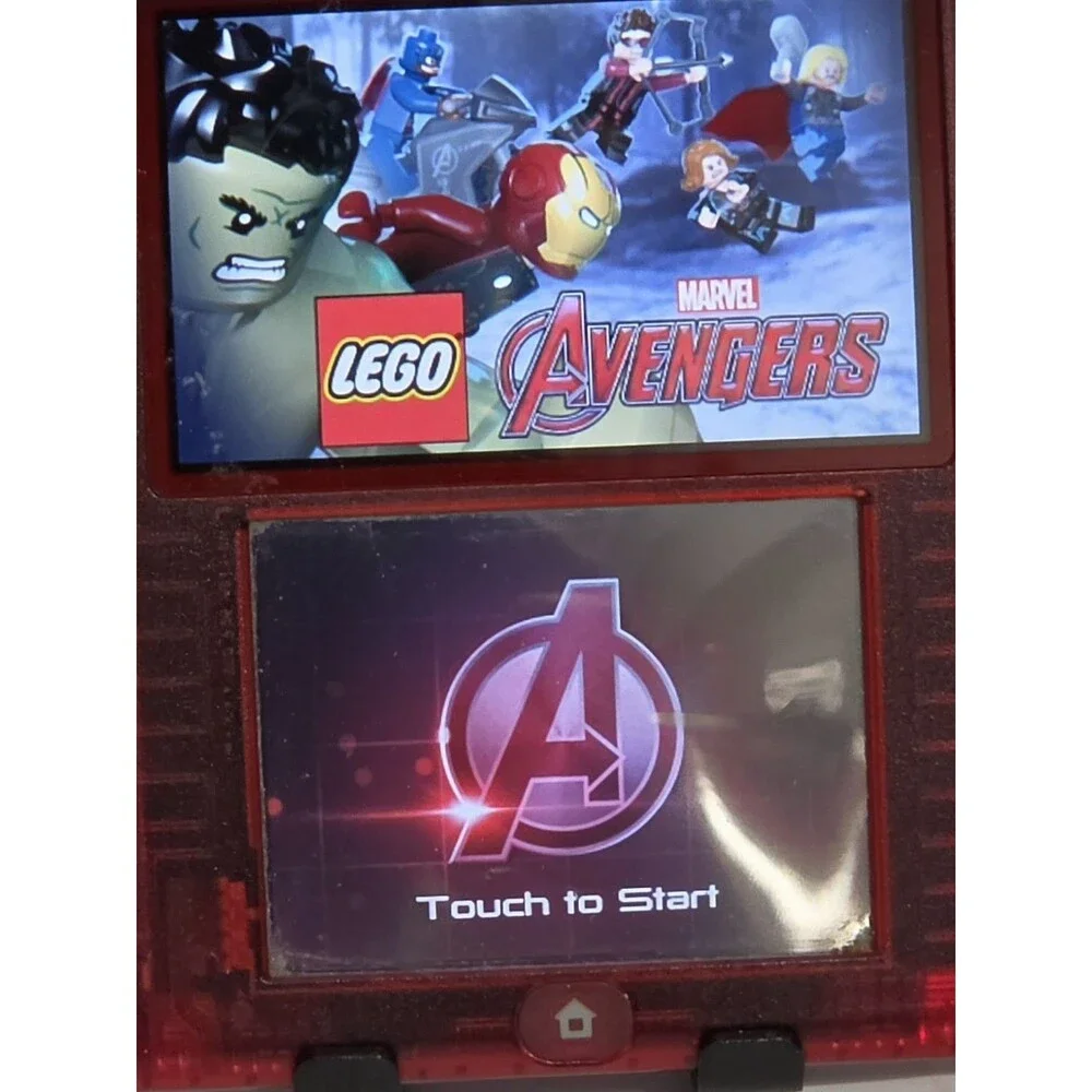 LEGO Marvel's Avengers Nintendo 3DS Cartridge w/ Iron Man Pin & Spiderman Case